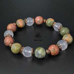 Браслет из натуральных камней: унакит (матовый), розовый кварц