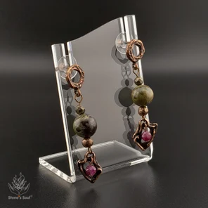 Серьги из натуральных камней: гелиотроп (яшма кровь дракона), красный корунд (рубин)рубин, пирит