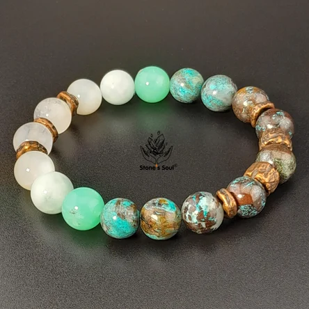 Браслет из натуральных камней: хризоколла, хризопраз, ангелит, беломорит, лунный камень