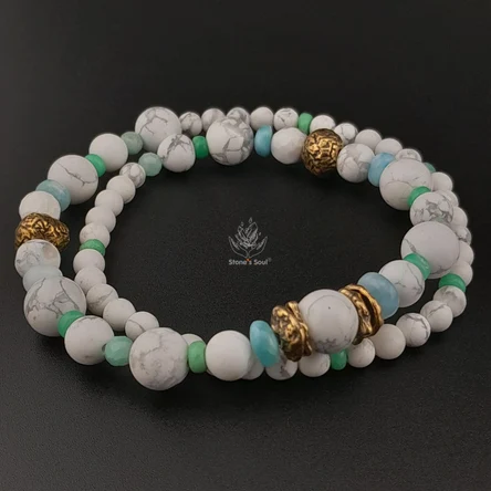 Браслет из натуральных камней: Говлит, Хризопраз, Зелёный берилл (изумруд), Ларимар