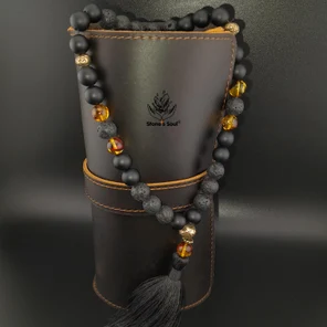 Чётки из натуральных камней: чёрный агат, лава вулканическая, янтарь